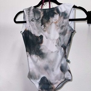 Luckyleo Black cloud crescent leotard